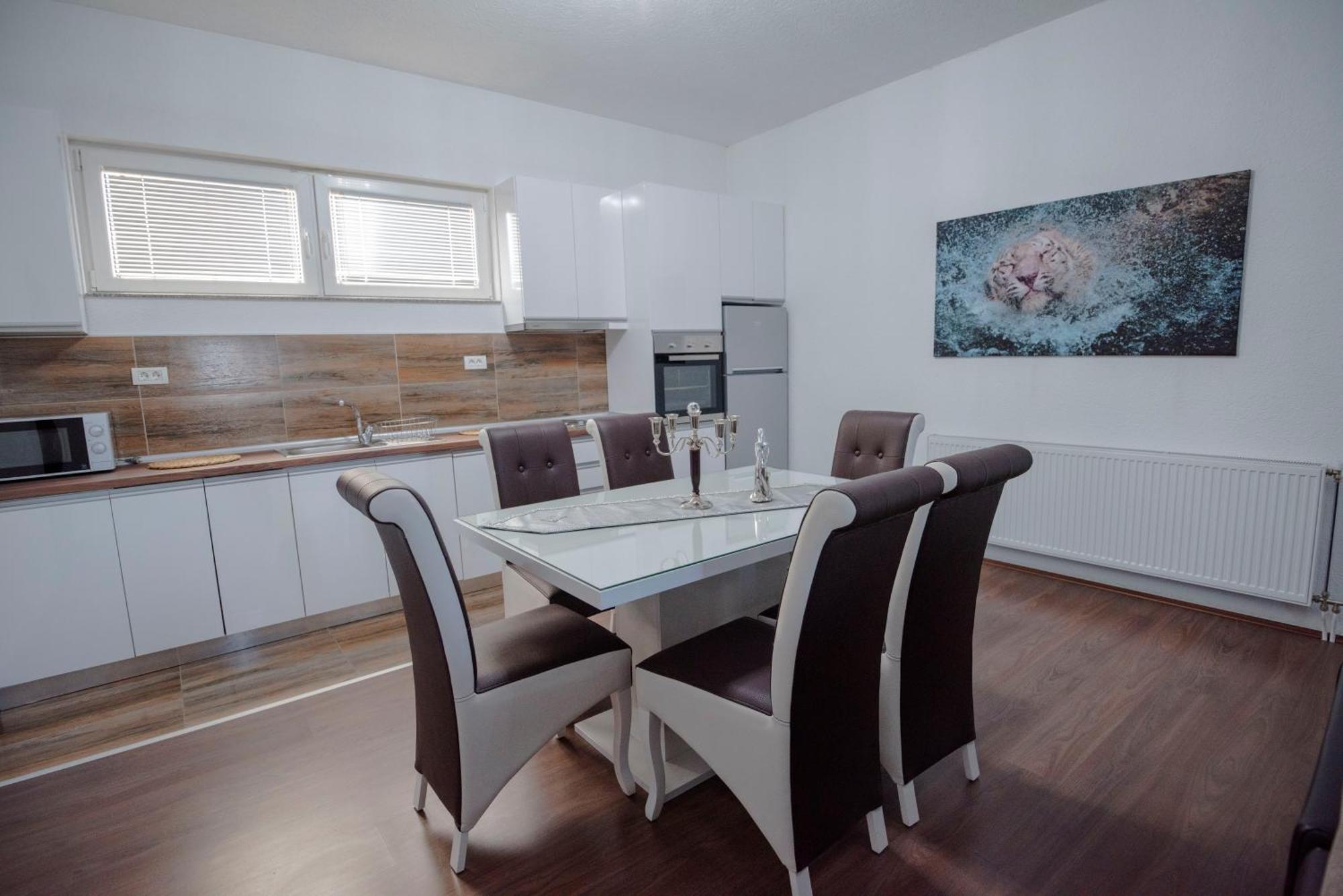 Hotel Kiko Битоля Екстериор снимка