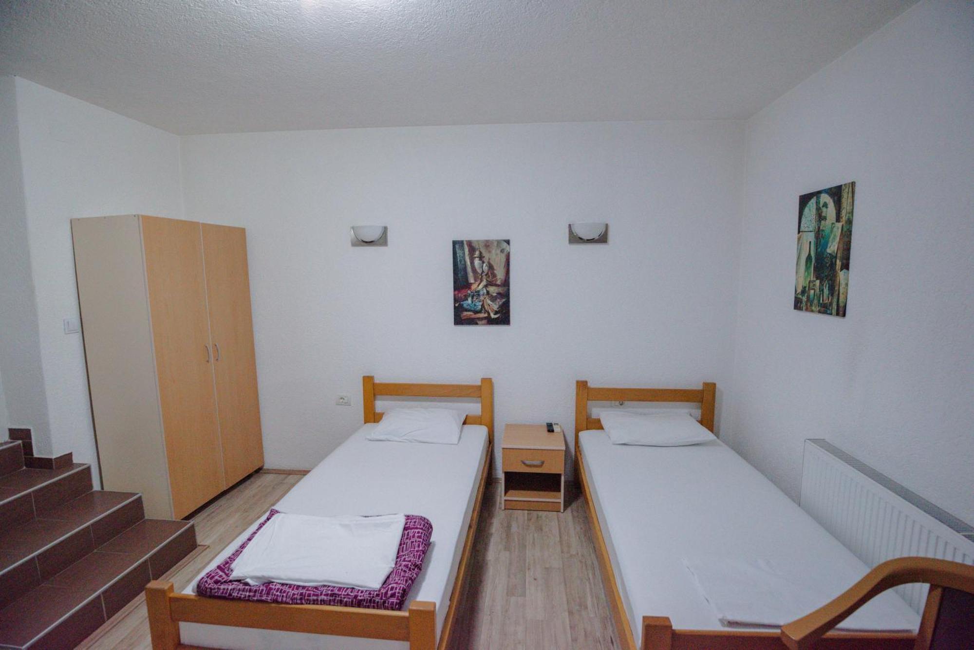 Hotel Kiko Битоля Екстериор снимка