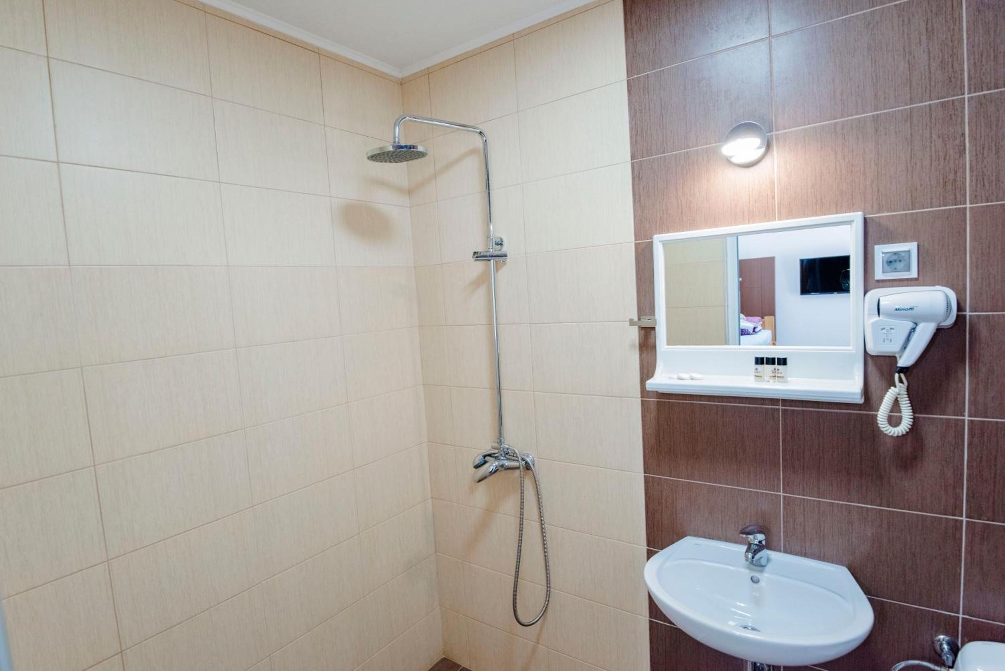 Hotel Kiko Битоля Екстериор снимка