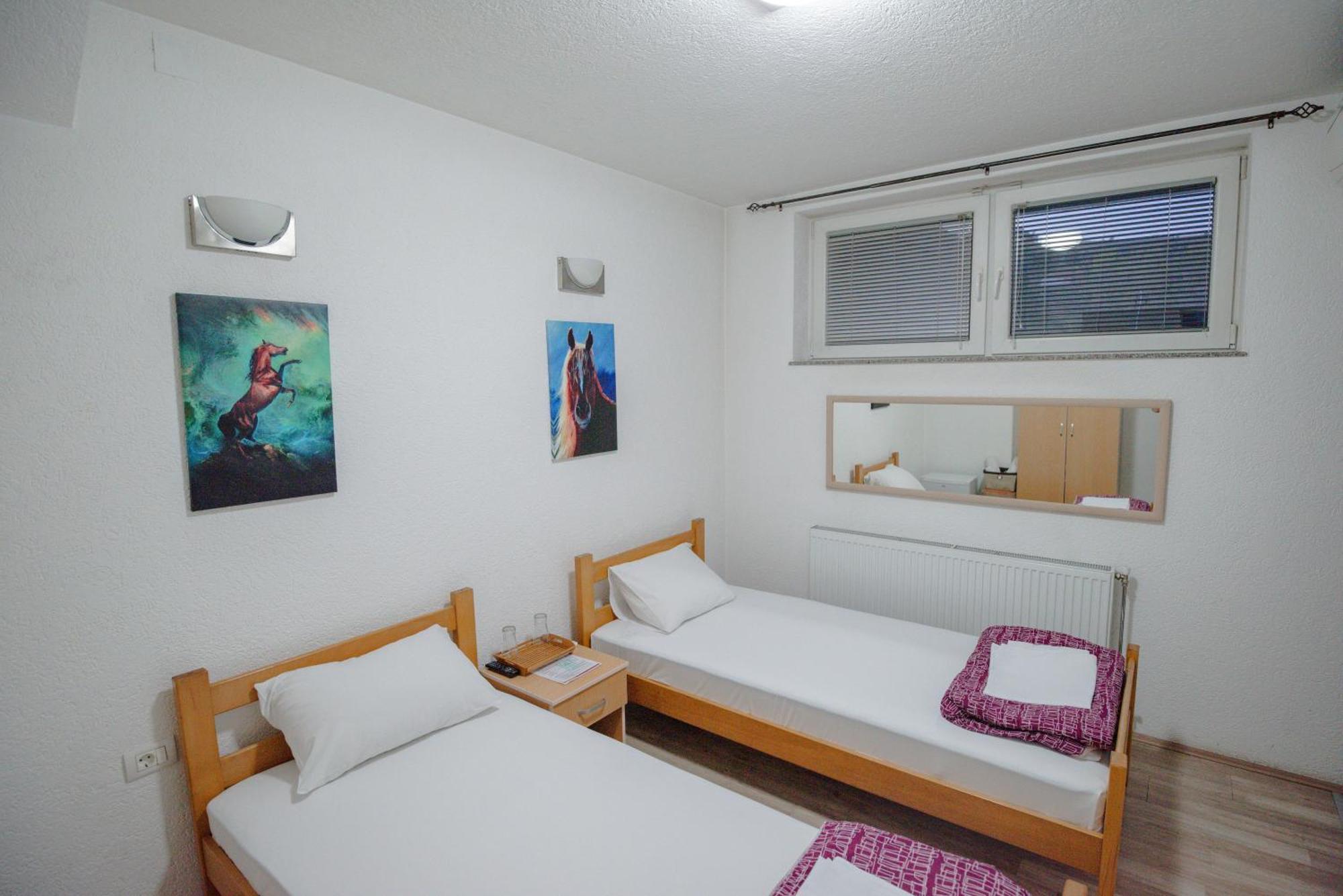 Hotel Kiko Битоля Екстериор снимка